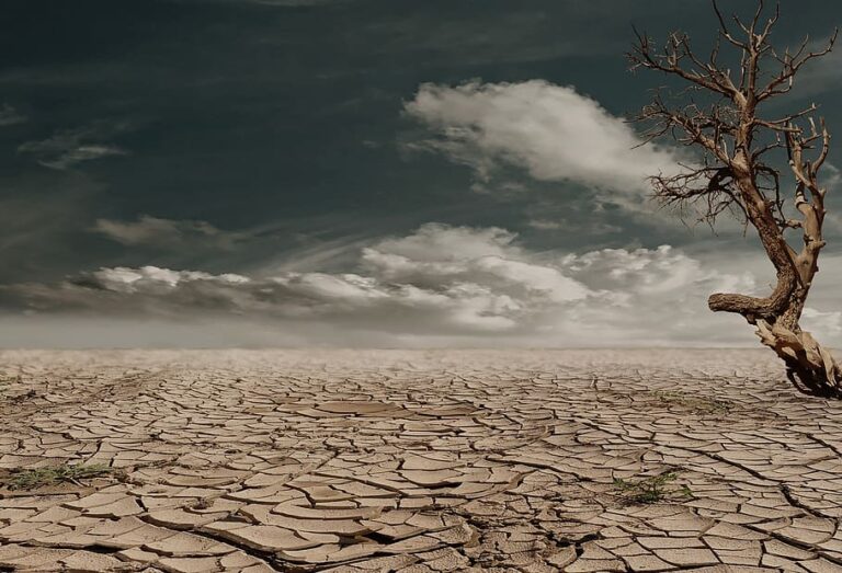 arid-climate-change-clouds-desert