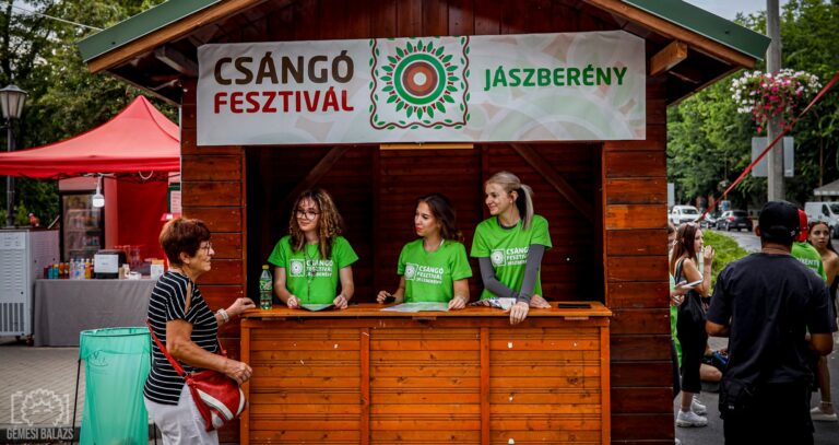 csáng