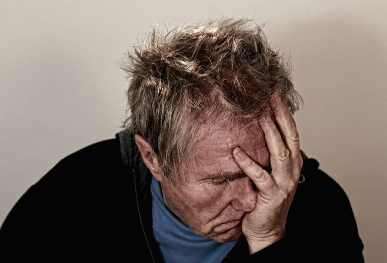 disappointed-elderly-facepalm-headache