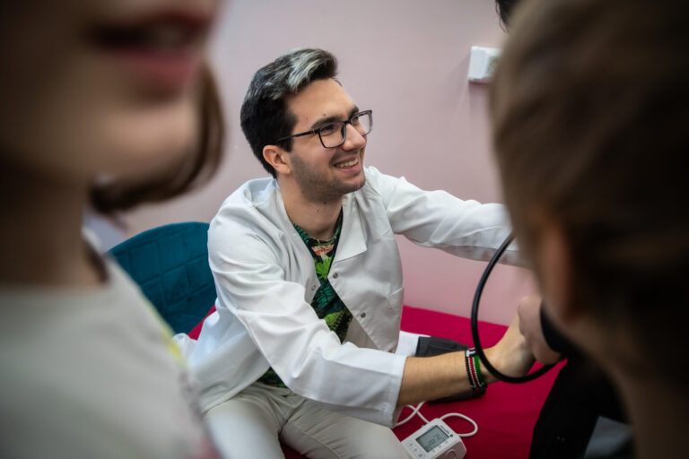 dr