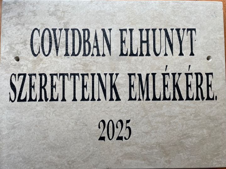 táblakisúj