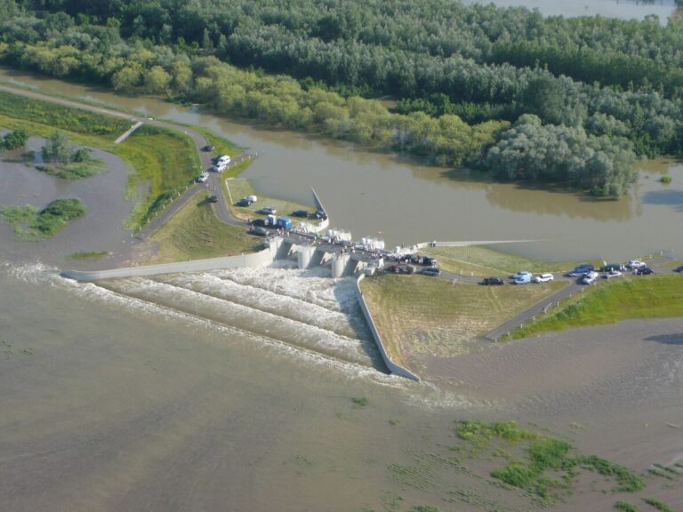tározó